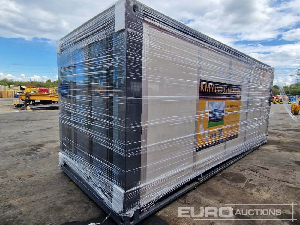 Unused 2025 KMY Industrial Expandable Container House, Two Bedrooms, One Living Room, C/W Shower Room, Wash Basin, Toilet, L-Shaped Cabinet, Unfolded Size: L5800XW6300XH2480mm - Seecontainer: das Bild 1 Unused 2025 KMY Industrial Expandable Container House, Two Bedrooms, One Living Room, C/W Shower Room, Wash Basin, Toilet, L-Shaped Cabinet, Unfolded Size: L5800XW6300XH2480mm - Seecontainer: das Bild 1