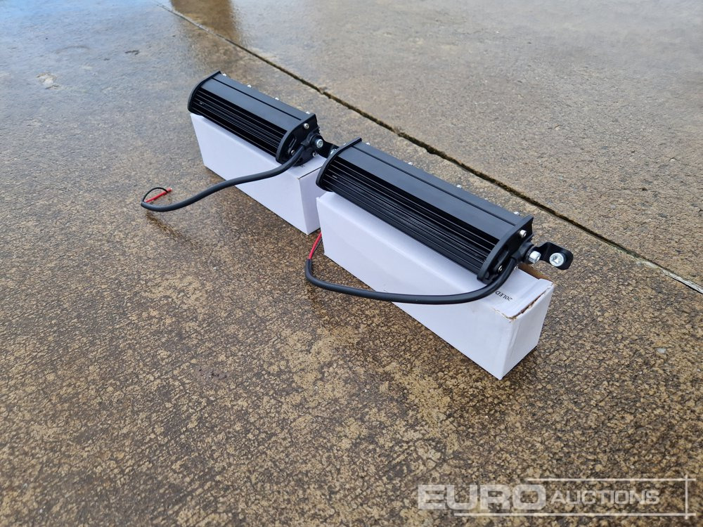 Unused 7" 60W LED Light Bar, Mounting Brackets, IP68 Waterproof (2 of) - Werkstattgerät: das Bild 3 Unused 7" 60W LED Light Bar, Mounting Brackets, IP68 Waterproof (2 of) - Werkstattgerät: das Bild 3
