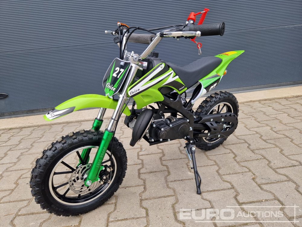 Unused DIRTBIKE 50R-D705 49CC Kids Petrol Motorbike, Automatic - Motorrad: das Bild 1 Unused DIRTBIKE 50R-D705 49CC Kids Petrol Motorbike, Automatic - Motorrad: das Bild 1
