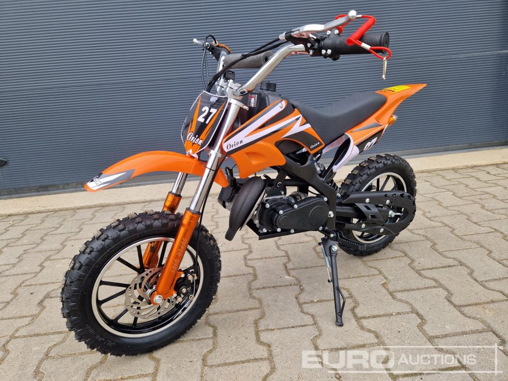 Unused DIRTBIKE 50R-D705 49CC Kids Petrol Motorbike, Automatic - Motorrad: das Bild 1 Unused DIRTBIKE 50R-D705 49CC Kids Petrol Motorbike, Automatic - Motorrad: das Bild 1