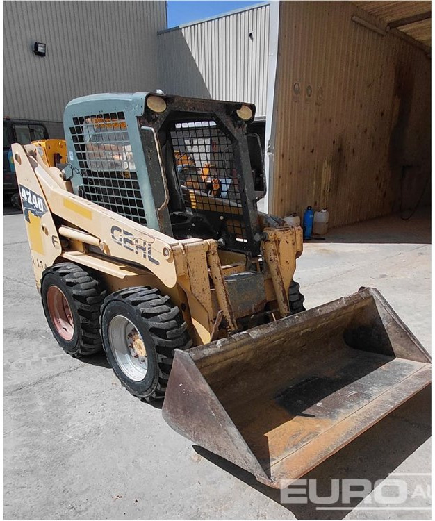 2006 Gehl SL4240-3 - Kompaktlader: das Bild 1 2006 Gehl SL4240-3 - Kompaktlader: das Bild 1