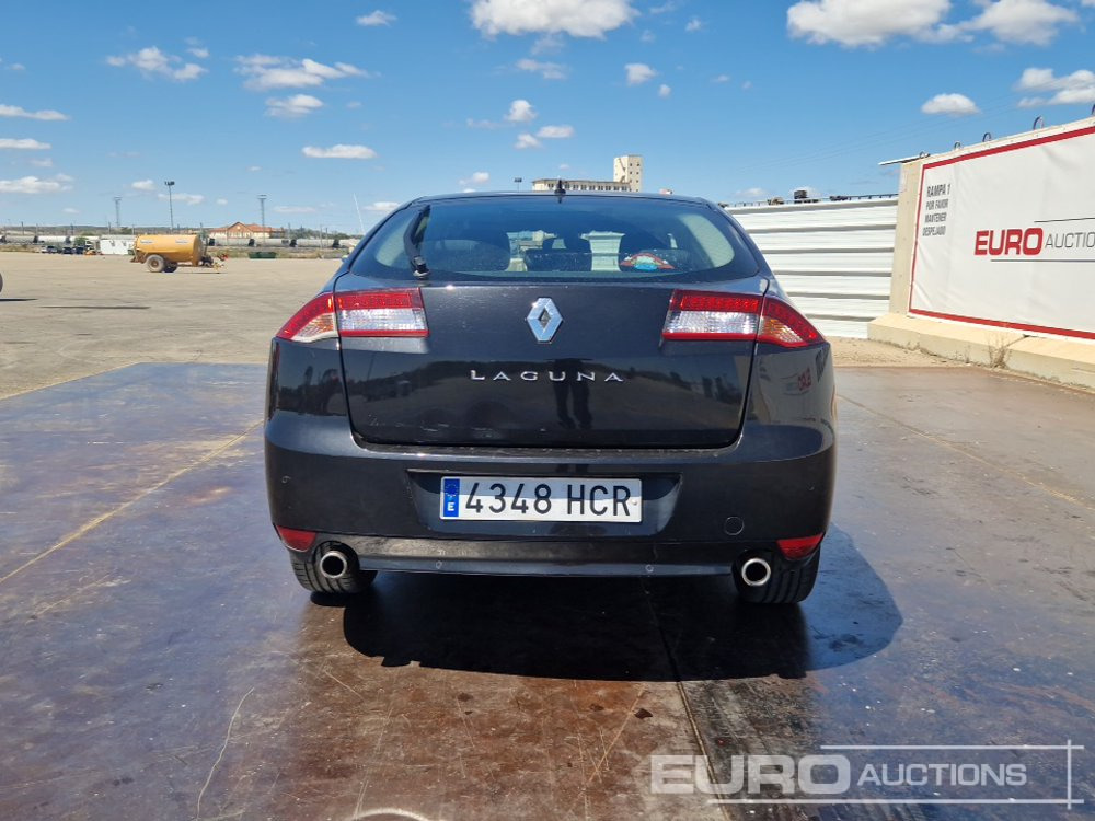 2010 Renault Laguna - PKW: das Bild 4 2010 Renault Laguna - PKW: das Bild 4