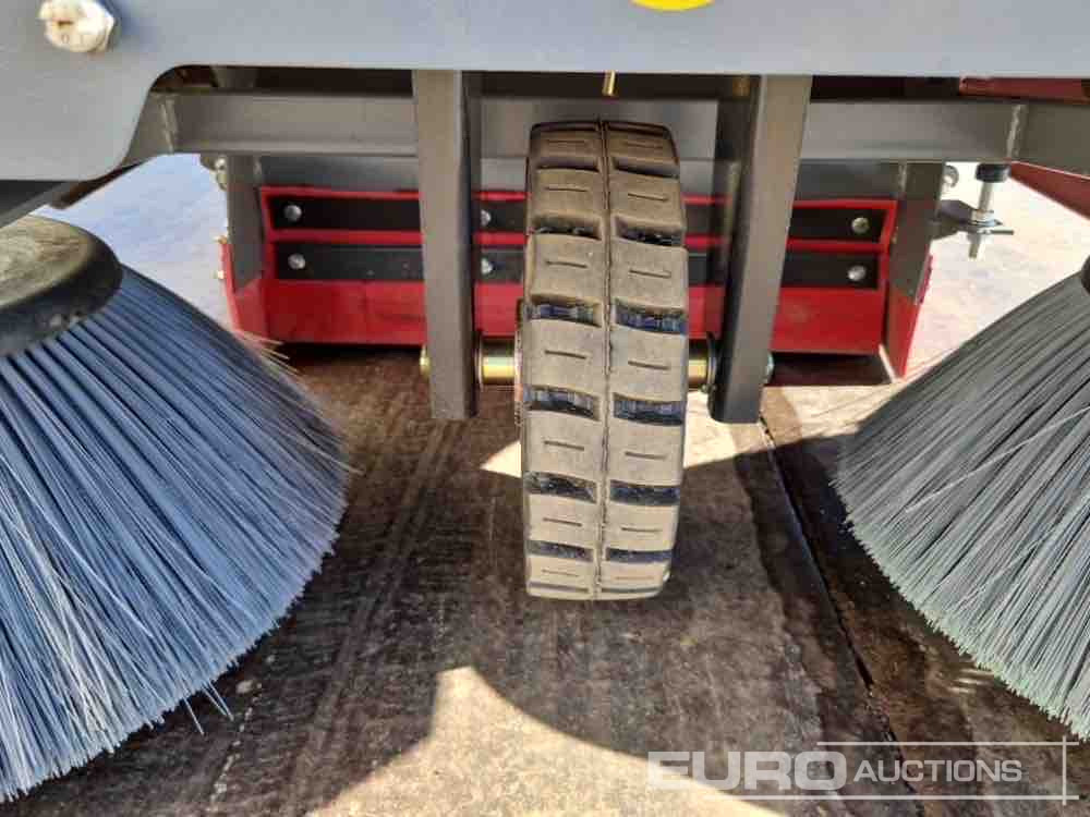 Kehrmaschine Unused 2025 Kaster S.13: das Bild 9 Kehrmaschine Unused 2025 Kaster S.13: das Bild 9