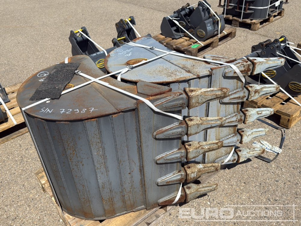 Unused Strickland 30" Digging Bucket (2 of) 60mm Pin to suit 10+ Ton Excavator - Schaufel: das Bild 3 Unused Strickland 30" Digging Bucket (2 of) 60mm Pin to suit 10+ Ton Excavator - Schaufel: das Bild 3