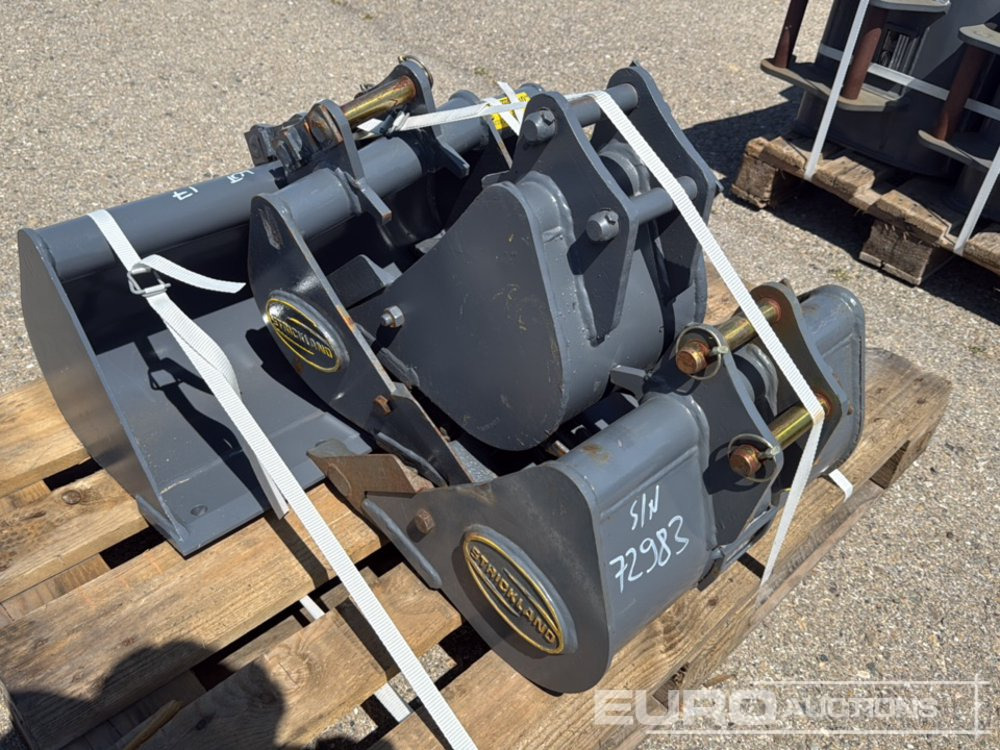 Unused Strickland 36" Ditching, 18", 12", 9" Digging Bucket 25mm Pin to suit Mini Excavator - Schaufel: das Bild 4 Unused Strickland 36" Ditching, 18", 12", 9" Digging Bucket 25mm Pin to suit Mini Excavator - Schaufel: das Bild 4