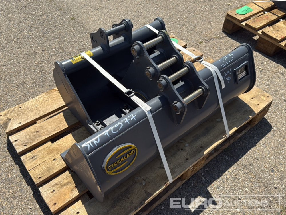 Unused Strickland 36" Ditching, 24", 6" Digging Bucket 25mm Pin to suit Mini Excavator - Schaufel: das Bild 1 Unused Strickland 36" Ditching, 24", 6" Digging Bucket 25mm Pin to suit Mini Excavator - Schaufel: das Bild 1