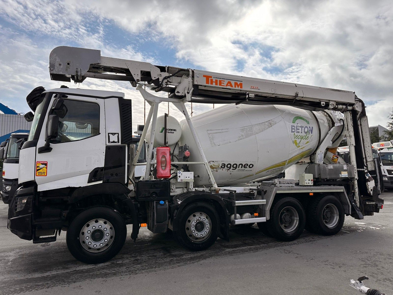 Renault C380 - Fahrmischer: das Bild 1 Renault C380 - Fahrmischer: das Bild 1