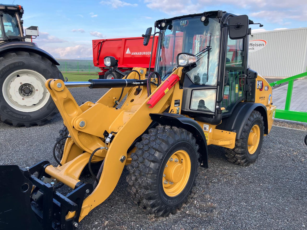 Caterpillar 906 - Radlader: das Bild 1 Caterpillar 906 - Radlader: das Bild 1
