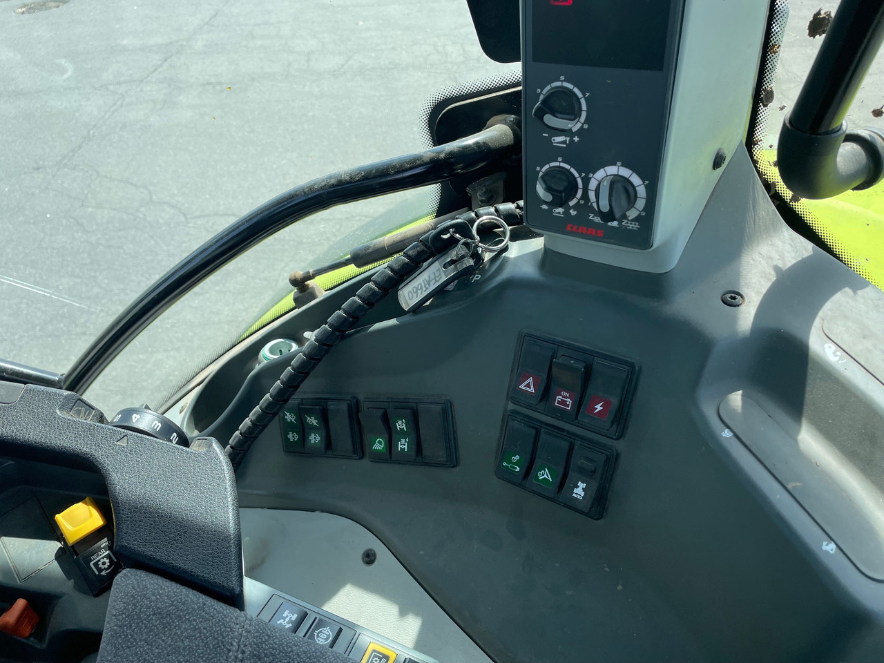 Claas Arion 660 C-matic - Traktor: das Bild 5 Claas Arion 660 C-matic - Traktor: das Bild 5