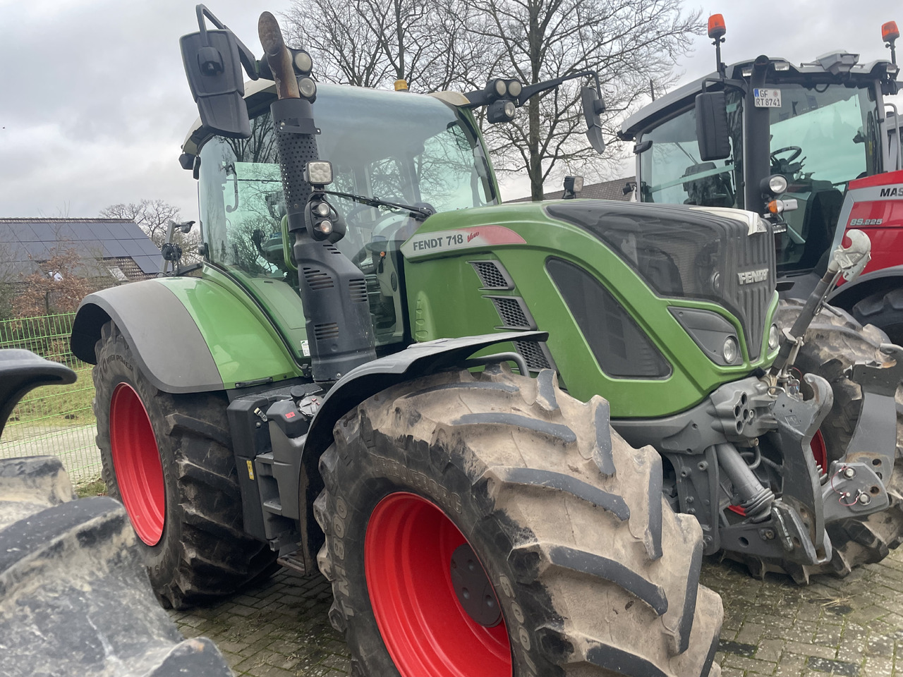 Fendt 718 Power Plus - Traktor: das Bild 1 Fendt 718 Power Plus - Traktor: das Bild 1