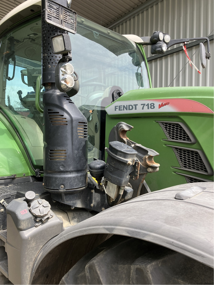 Fendt 718 Vario Profi Plus - Traktor: das Bild 5 Fendt 718 Vario Profi Plus - Traktor: das Bild 5