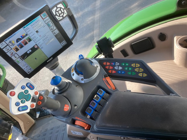Fendt 718 Vario S4 Profi - Traktor: das Bild 4 Fendt 718 Vario S4 Profi - Traktor: das Bild 4