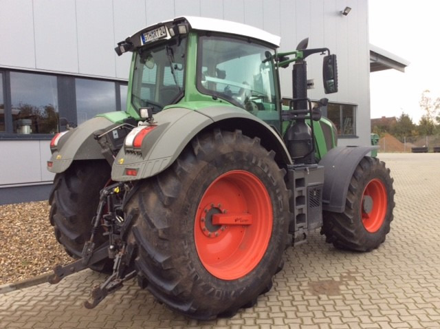 Fendt 824 Vario S4 Profi - Traktor: das Bild 5 Fendt 824 Vario S4 Profi - Traktor: das Bild 5