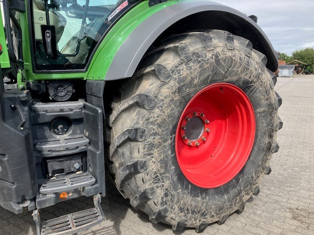 Fendt 828 Vario S4 ProfiPlus - Traktor: das Bild 4 Fendt 828 Vario S4 ProfiPlus - Traktor: das Bild 4