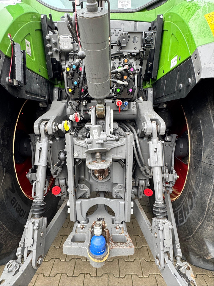Fendt 933 Vario Gen6 Profi Plus - Traktor: das Bild 4 Fendt 933 Vario Gen6 Profi Plus - Traktor: das Bild 4