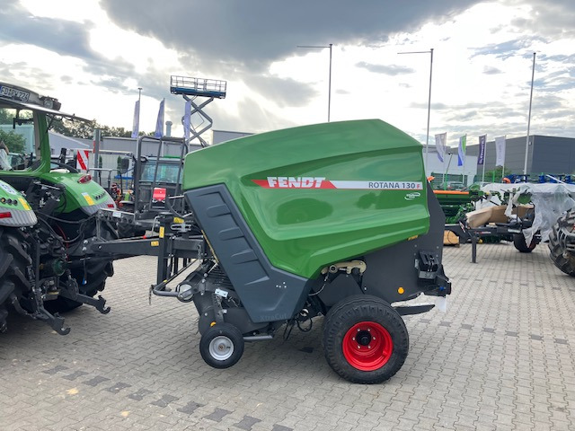Fendt Rotana 130 F Xtra - Grünlandtechnik: das Bild 1 Fendt Rotana 130 F Xtra - Grünlandtechnik: das Bild 1