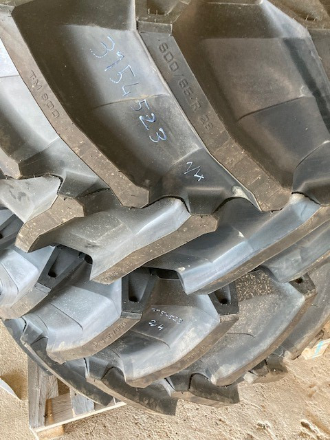 Fendt Trelleborg 650/75R38 600/65R - Reifen: das Bild 3 Fendt Trelleborg 650/75R38 600/65R - Reifen: das Bild 3