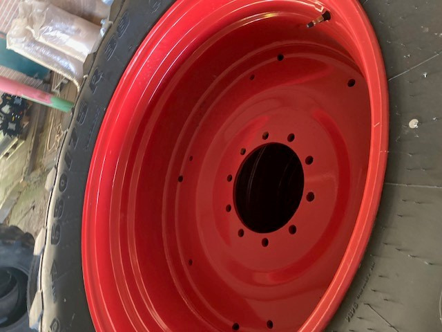 Fendt Trelleborg 650/75R38 600/65R - Reifen: das Bild 2 Fendt Trelleborg 650/75R38 600/65R - Reifen: das Bild 2