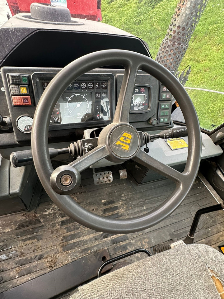 JCB Fastrac - Traktor: das Bild 2 JCB Fastrac - Traktor: das Bild 2