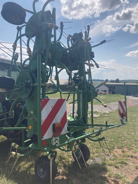 Krone KW 8.82/8 - Heuwender/ Wenderechen: das Bild 3 Krone KW 8.82/8 - Heuwender/ Wenderechen: das Bild 3