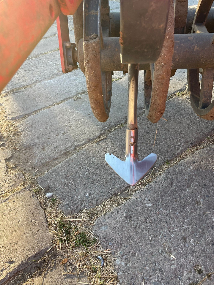 Kuhn Prolander 6000 - Grubber: das Bild 2 Kuhn Prolander 6000 - Grubber: das Bild 2