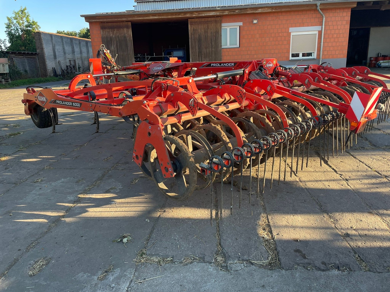 Kuhn Prolander 6000 - Grubber: das Bild 5 Kuhn Prolander 6000 - Grubber: das Bild 5