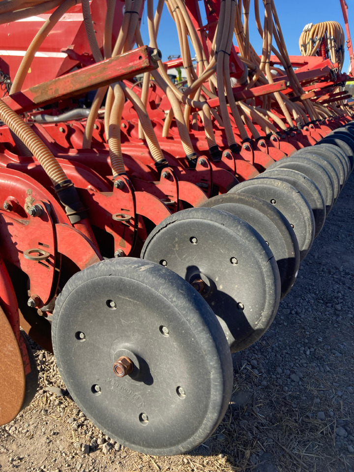 Kverneland DG 12000 - Sämaschine: das Bild 5 Kverneland DG 12000 - Sämaschine: das Bild 5