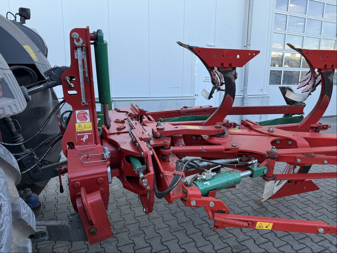 Kverneland EG 100-300 Variomat - Technik für Bodenbearbeitung: das Bild 4 Kverneland EG 100-300 Variomat - Technik für Bodenbearbeitung: das Bild 4