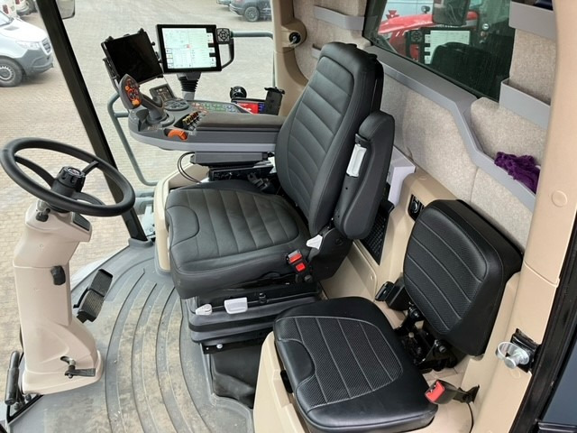 Massey Ferguson IDEAL 9T Gen3 - Mähdrescher: das Bild 4 Massey Ferguson IDEAL 9T Gen3 - Mähdrescher: das Bild 4