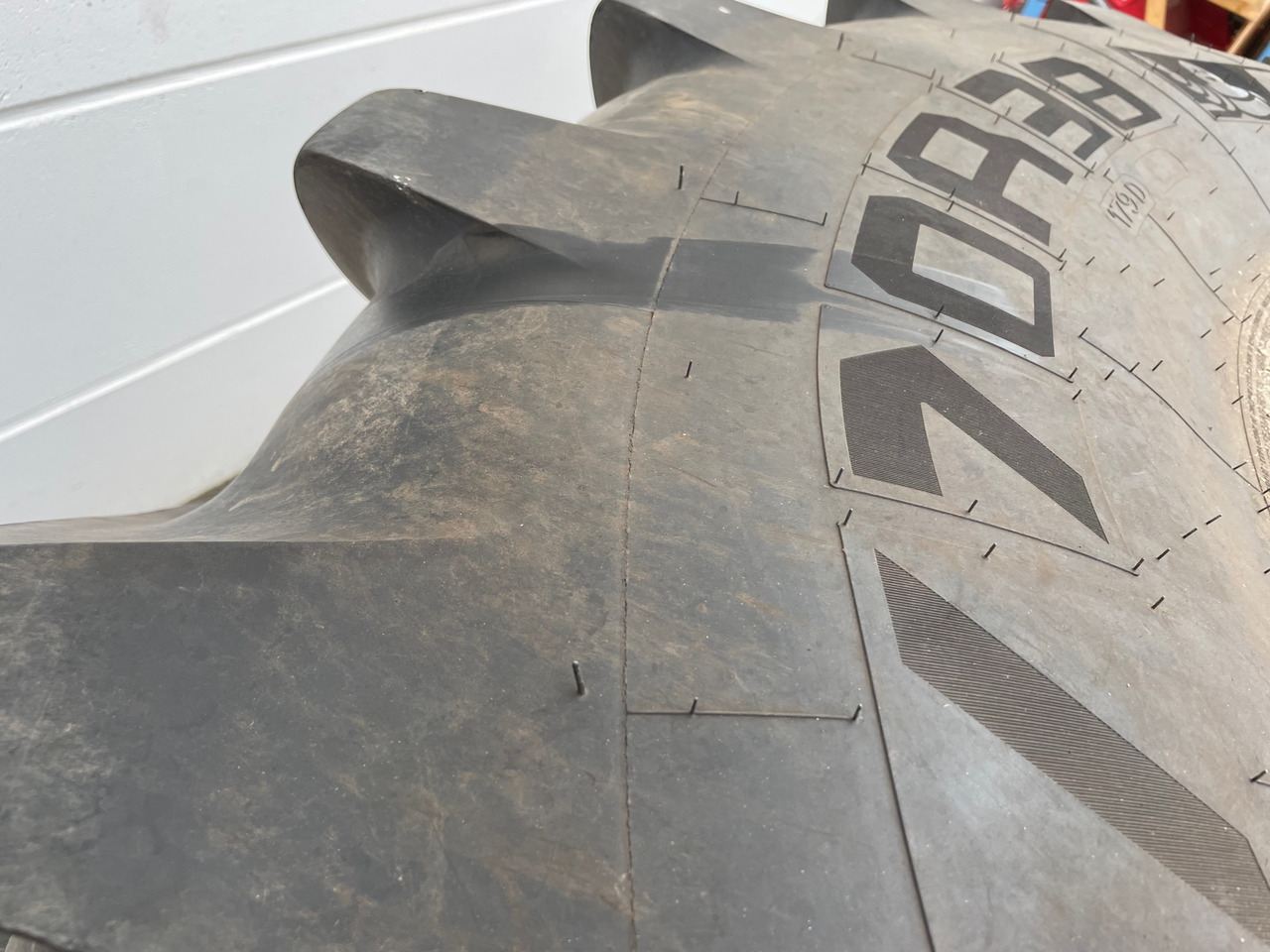 Michelin Räder 2x800 2x650 - Felgen und Reifen: das Bild 4 Michelin Räder 2x800 2x650 - Felgen und Reifen: das Bild 4