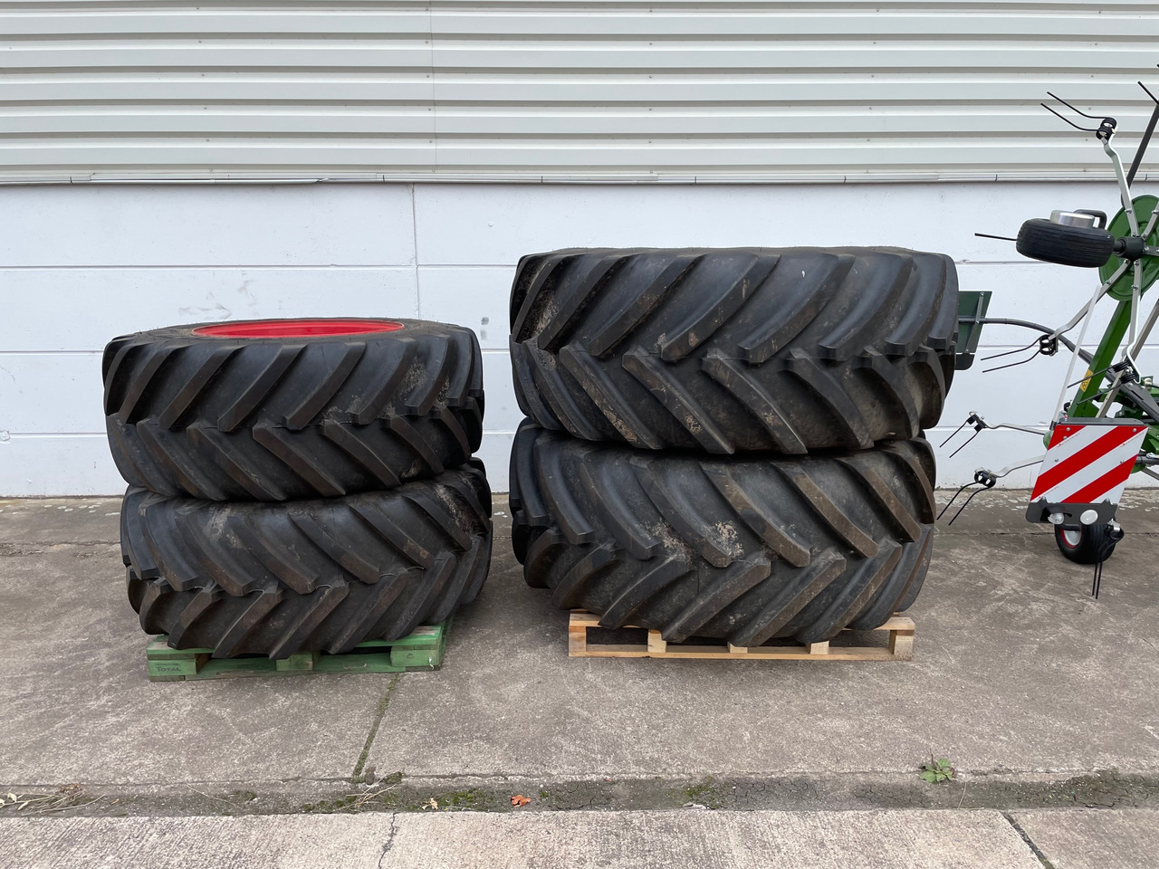 Michelin Räder 2x800 2x650 - Felgen und Reifen: das Bild 1 Michelin Räder 2x800 2x650 - Felgen und Reifen: das Bild 1
