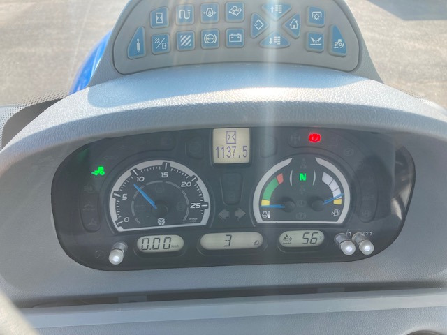 New Holland T6.155 AutoCommand - Traktor: das Bild 2 New Holland T6.155 AutoCommand - Traktor: das Bild 2