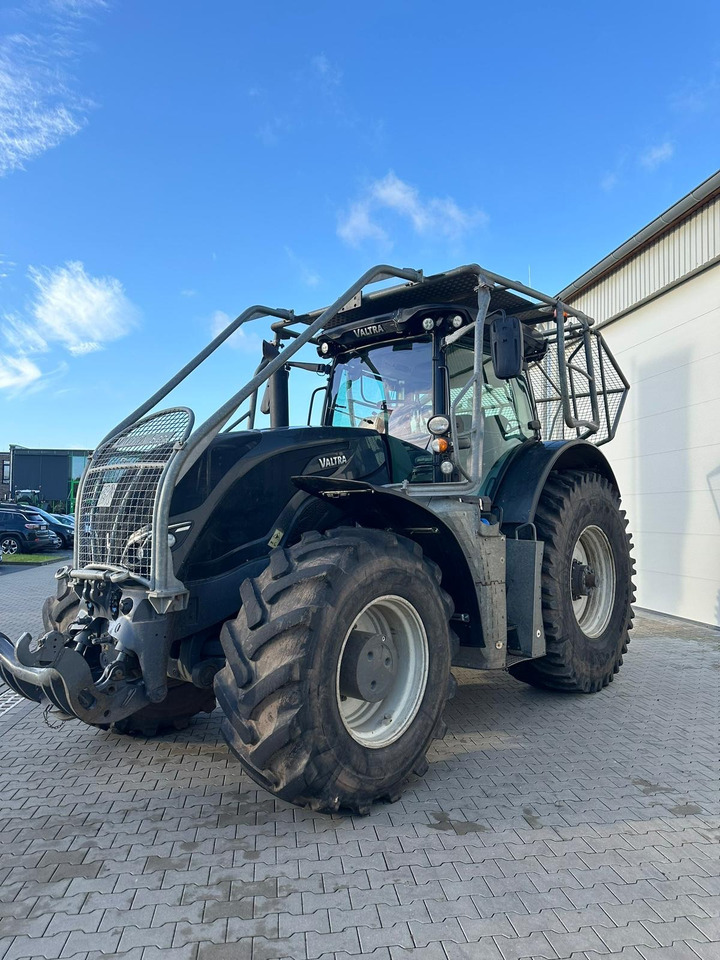 Traktor Valtra S 374: das Bild 9