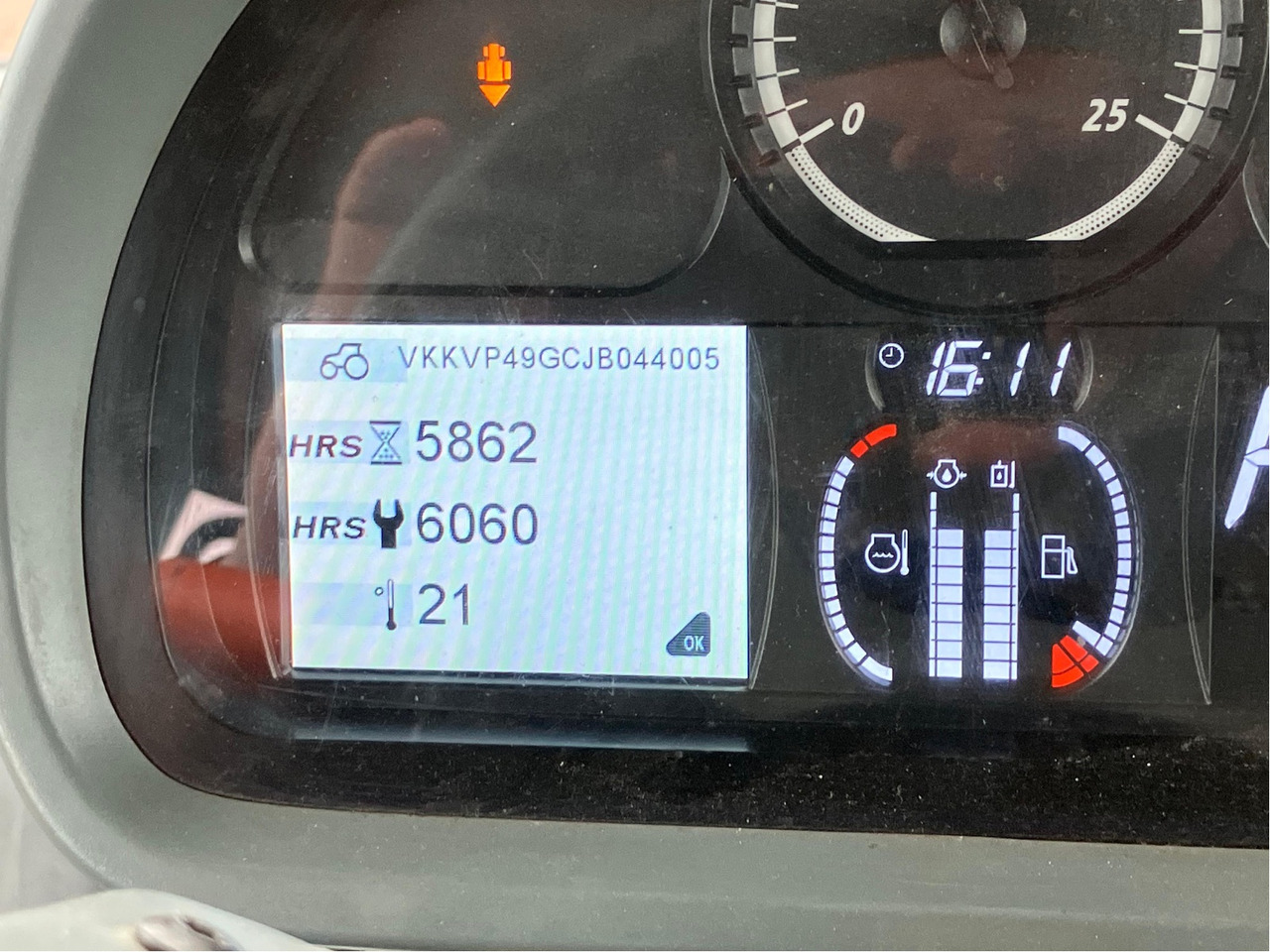 Valtra S 394 - Traktor: das Bild 2 Valtra S 394 - Traktor: das Bild 2