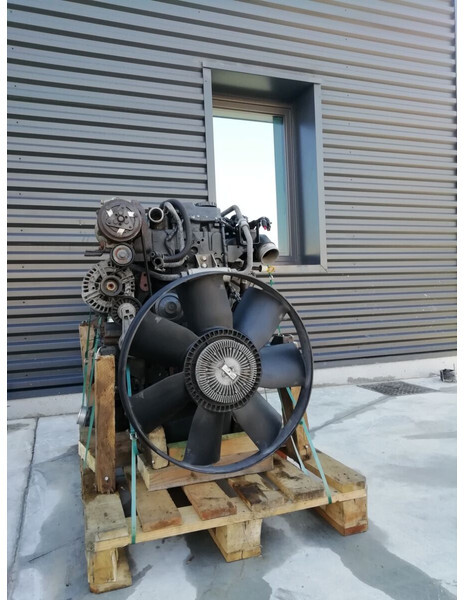 Iveco 4 F4AE3481 - Motor für LKW: das Bild 4 Iveco 4 F4AE3481 - Motor für LKW: das Bild 4