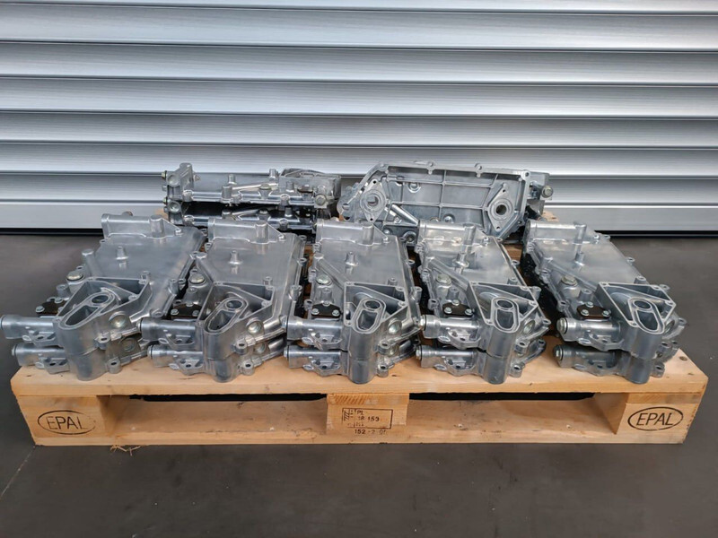 Scania HOUSING - Ölkühler für LKW: das Bild 5 Scania HOUSING - Ölkühler für LKW: das Bild 5