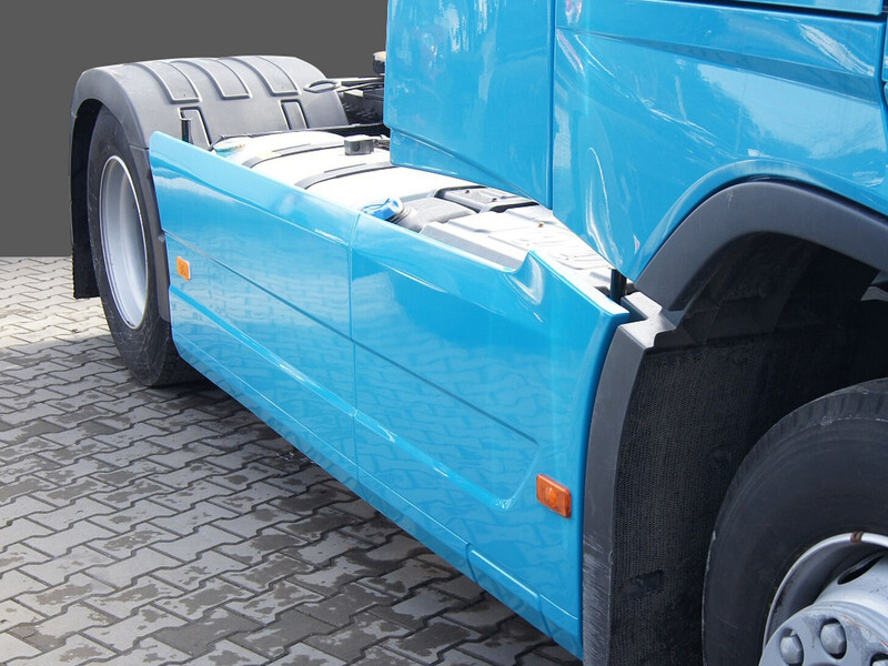 Volvo FH 4 EURO 6 - Aeropack/ Spoiler für LKW: das Bild 2 Volvo FH 4 EURO 6 - Aeropack/ Spoiler für LKW: das Bild 2