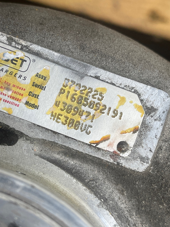 CUMMINGS TURBOCHARGER 3792225 - Motor und Teile für LKW: das Bild 1 CUMMINGS TURBOCHARGER 3792225 - Motor und Teile für LKW: das Bild 1