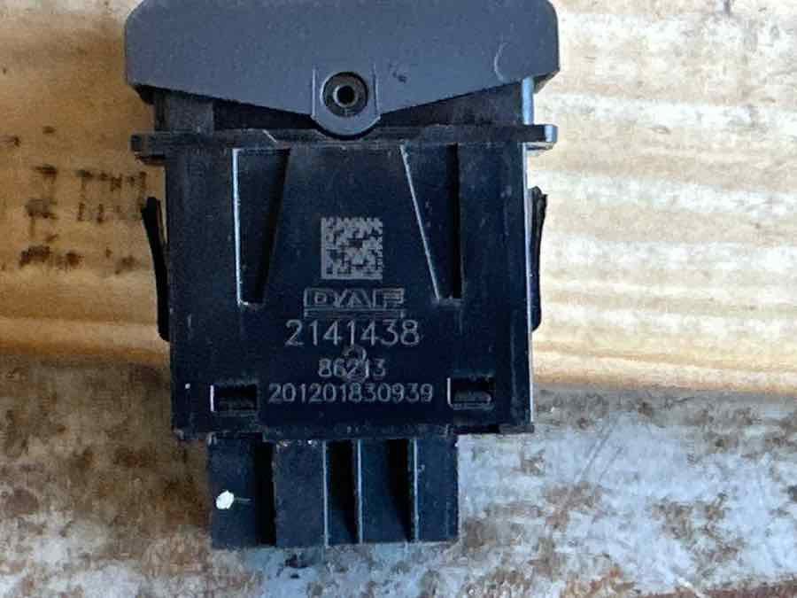 DAF SWITCH 2141438 - Elektrische Ausrüstung für LKW: das Bild 2 DAF SWITCH 2141438 - Elektrische Ausrüstung für LKW: das Bild 2