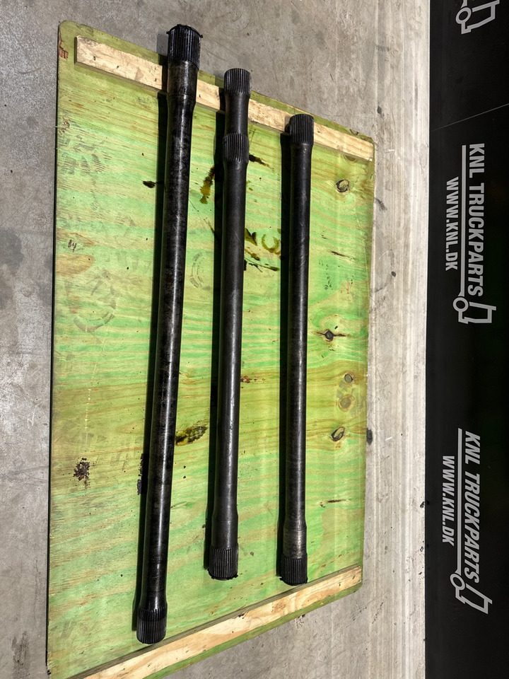 IVECO HALF SHAFTS - Antriebswelle für LKW: das Bild 2 IVECO HALF SHAFTS - Antriebswelle für LKW: das Bild 2