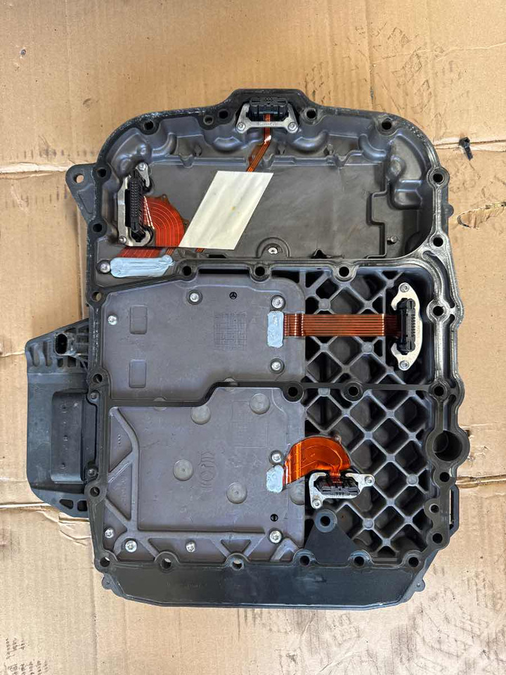 MAN 12TX ELECTRIC CONTROL UNIT 81.25839-7204 - Getriebe und Teile für LKW: das Bild 2 MAN 12TX ELECTRIC CONTROL UNIT 81.25839-7204 - Getriebe und Teile für LKW: das Bild 2