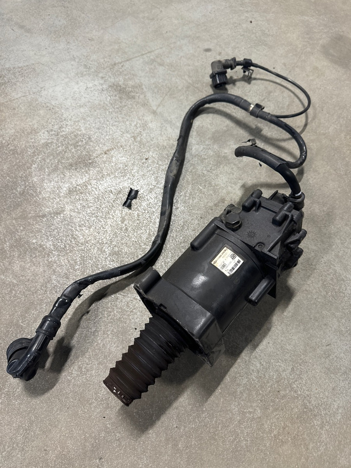 MAN CLUCH BOOSTER 81.30716-6115 - Getriebe und Teile für LKW: das Bild 1 MAN CLUCH BOOSTER 81.30716-6115 - Getriebe und Teile für LKW: das Bild 1