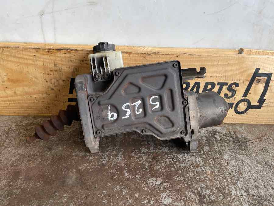 MAN CLUCH BOOSTER 81.30725-6124 - Getriebe und Teile für LKW: das Bild 2 MAN CLUCH BOOSTER 81.30725-6124 - Getriebe und Teile für LKW: das Bild 2