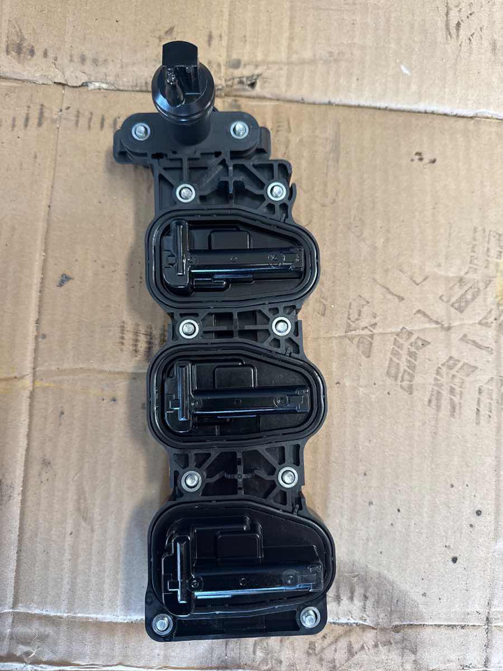 MAN CONTROL UNIT 81.32690-6072 - Getriebe und Teile für LKW: das Bild 2 MAN CONTROL UNIT 81.32690-6072 - Getriebe und Teile für LKW: das Bild 2