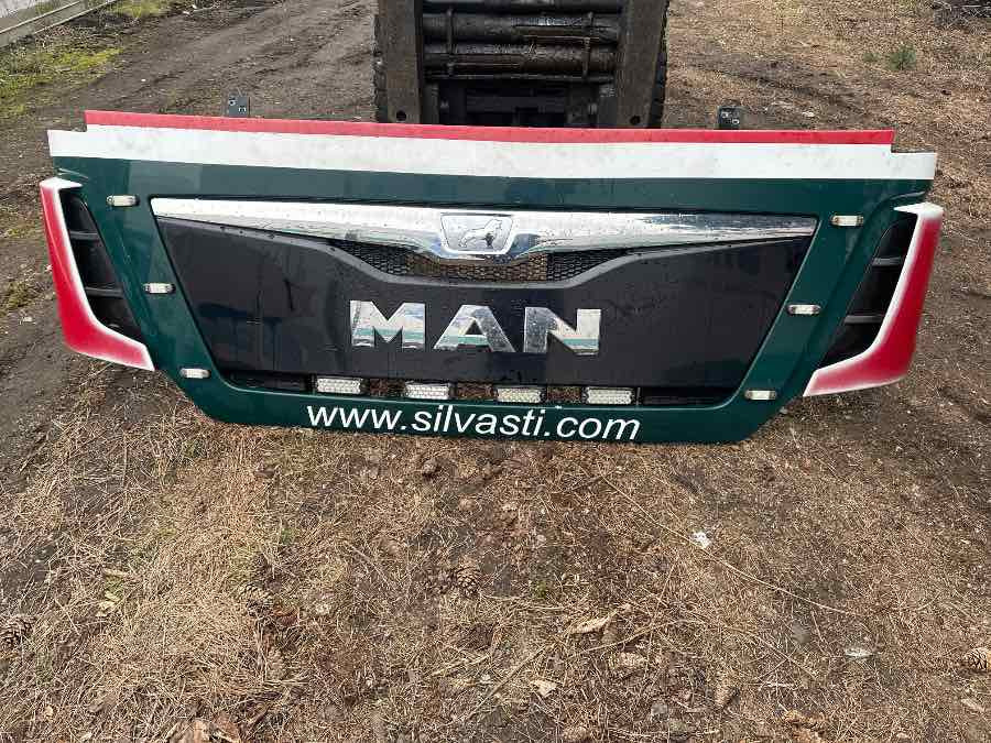 MAN FRONT DOOR TGX 81.61110-6095 - Fahrerhaus und Interieur für LKW: das Bild 1 MAN FRONT DOOR TGX 81.61110-6095 - Fahrerhaus und Interieur für LKW: das Bild 1