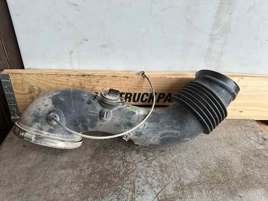 SCANIA AIR INTAKE 2202880 - Ansaugrohr für LKW: das Bild 1 SCANIA AIR INTAKE 2202880 - Ansaugrohr für LKW: das Bild 1