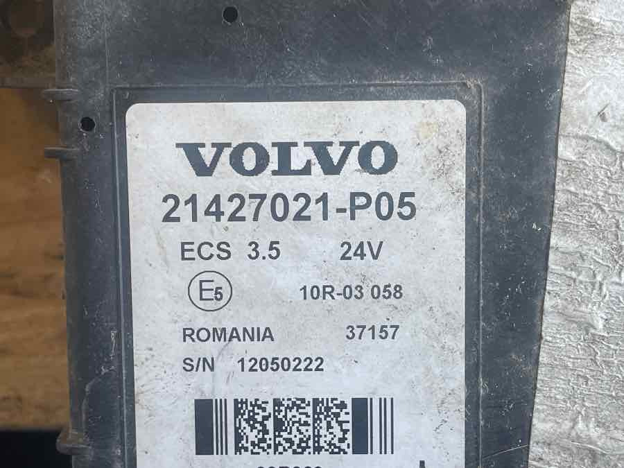 VOLVO ECU 21427021 P05 - Elektrische Ausrüstung für LKW: das Bild 2 VOLVO ECU 21427021 P05 - Elektrische Ausrüstung für LKW: das Bild 2