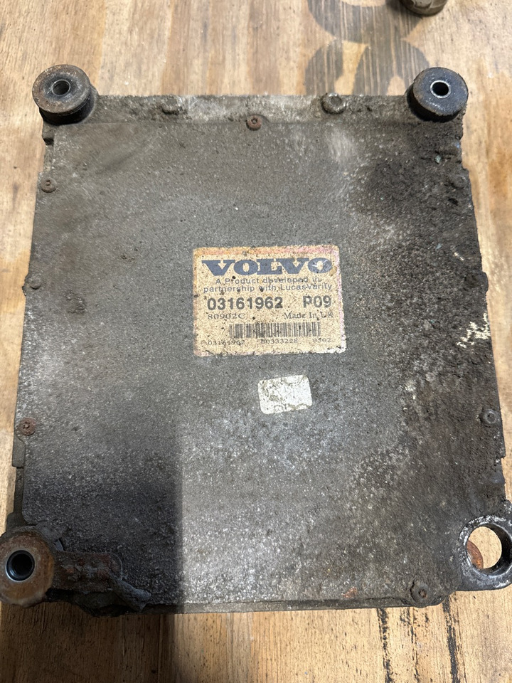 VOLVO ECU 3161962 P09 - Elektrische Ausrüstung für LKW: das Bild 1 VOLVO ECU 3161962 P09 - Elektrische Ausrüstung für LKW: das Bild 1