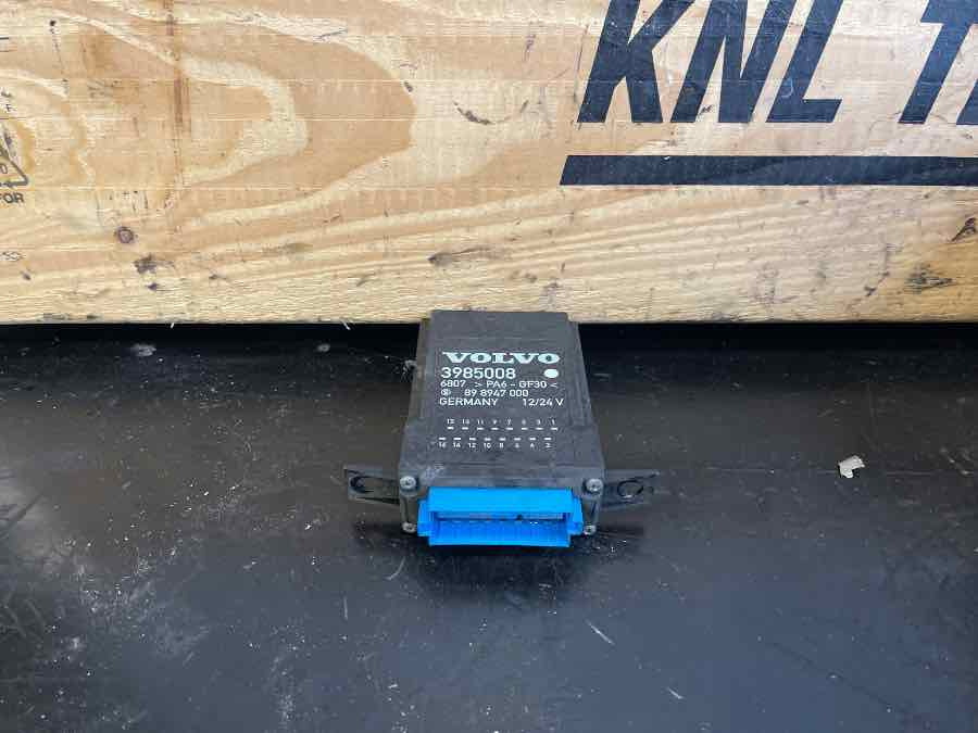 VOLVO ECU 3985008 - Elektrische Ausrüstung für LKW: das Bild 1 VOLVO ECU 3985008 - Elektrische Ausrüstung für LKW: das Bild 1