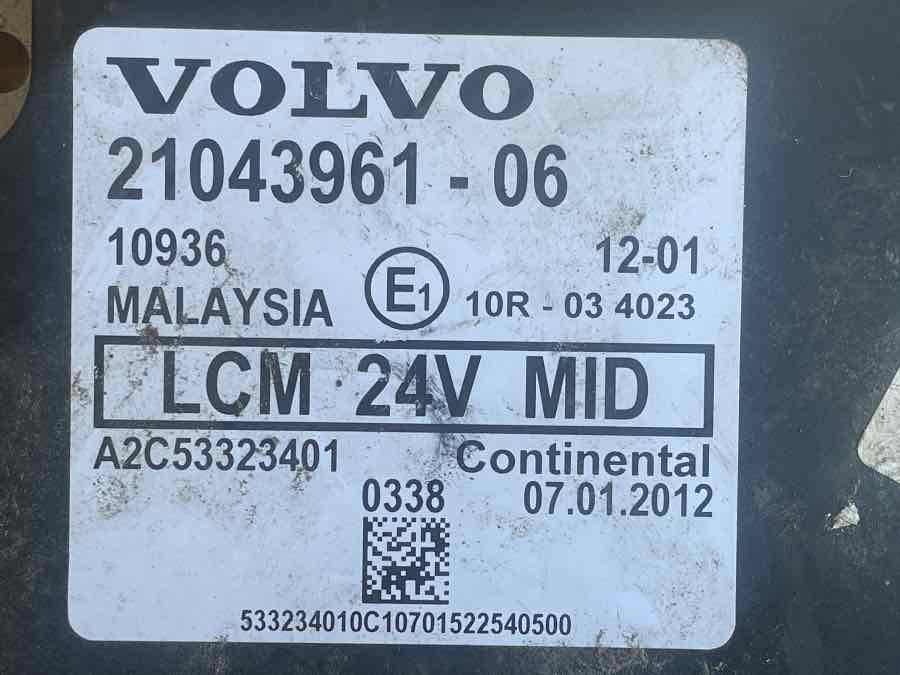 VOLVO ECU LCM 21043961 - 06 - Elektrische Ausrüstung für LKW: das Bild 3 VOLVO ECU LCM 21043961 - 06 - Elektrische Ausrüstung für LKW: das Bild 3